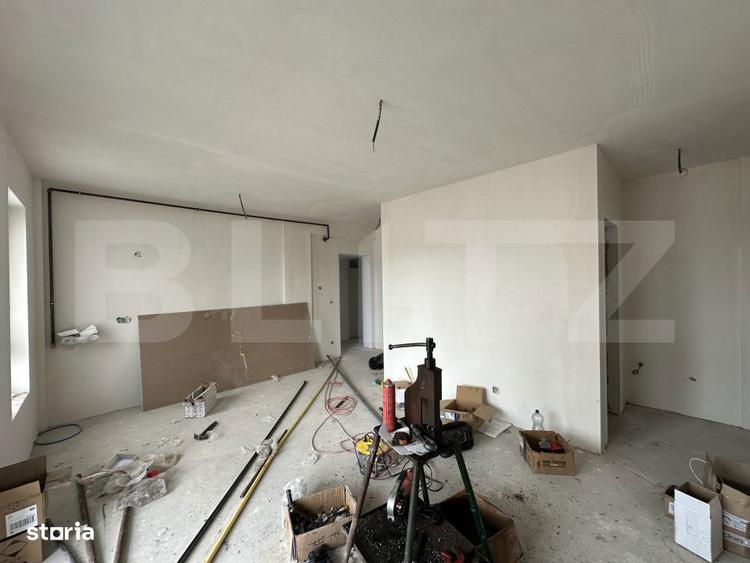 Apartament cu 3 camere în Micro 17