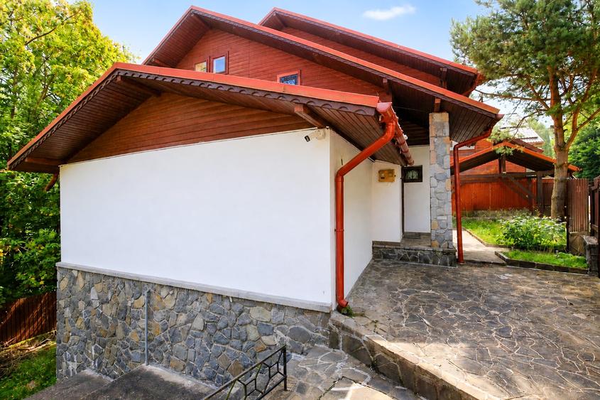Casă individuală cu 6 camere cu Canalizare în Opler