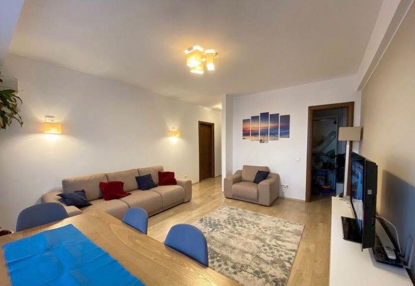Apartament cu 2 camere semidecomandat, mobilat în Eroii Revoluției