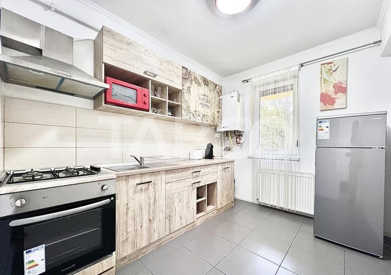 Apartament cu 2 camere semidecomandat, mobilat în Plopilor