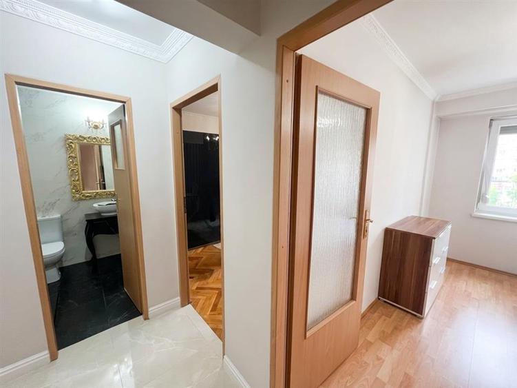 RECO, apartament decomandat,4 camere, bloc cu lift, Nufarul - 16