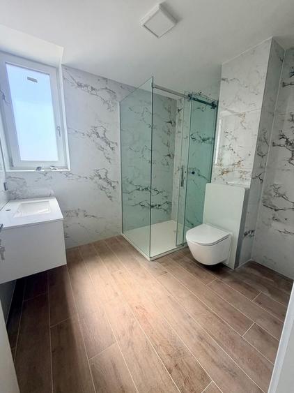 Apartament cu 3 camere în Sânmartin