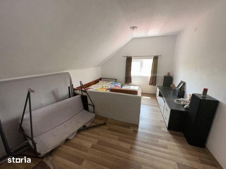 Casă cu 3 camere cu Teren 3500 Mp în Târnăveni
