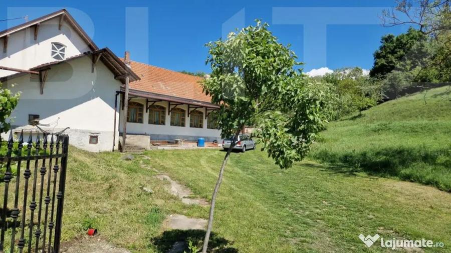 Casa de Familie | 175 mp + Curte 3166 mp | Tatara?ti, B - 18
