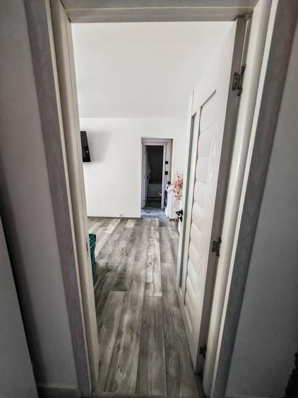 Apartament cu 2 camere semidecomandat în Micro 15