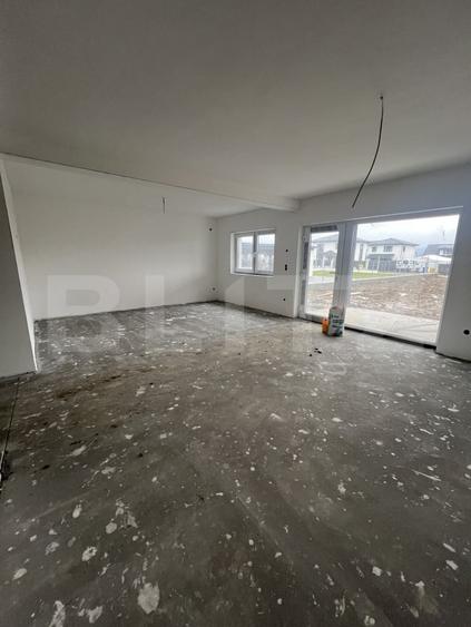 Duplex cu 4 camere cu Canalizare în Cetății
