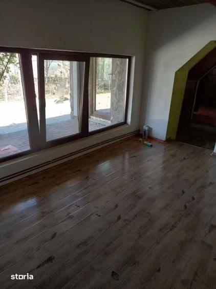 Casă cu 4 camere cu Teren 180 Mp în Corbeanca