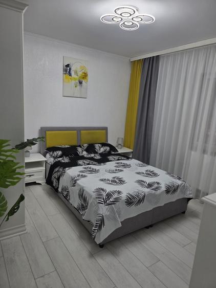 Apartament cu 2 camere decomandat în Exterior Vest
