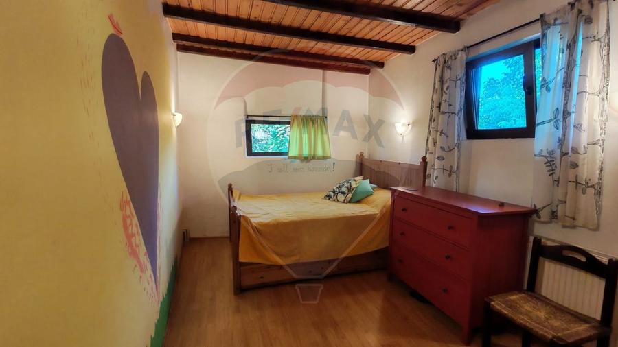 Casă individuală cu 4 camere cu Teren 1294 Mp în Snagov