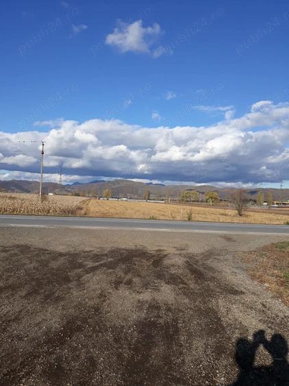 Teren de 7100 mp, în Central