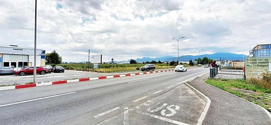 Teren Construcții intravilan de 7100 mp, în Stupini