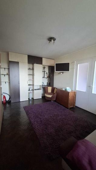 Apartament cu 2 camere nedecomandat în Brătianu