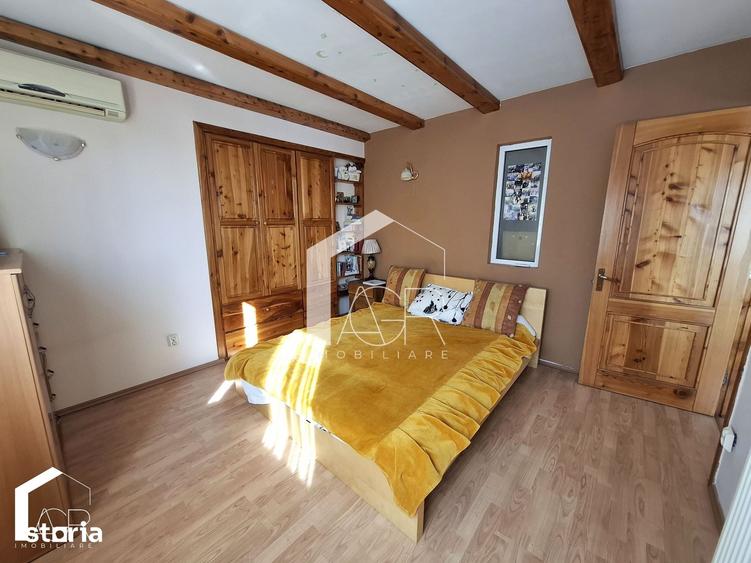 Casă cu 6 camere cu Teren 167 Mp în Republicii