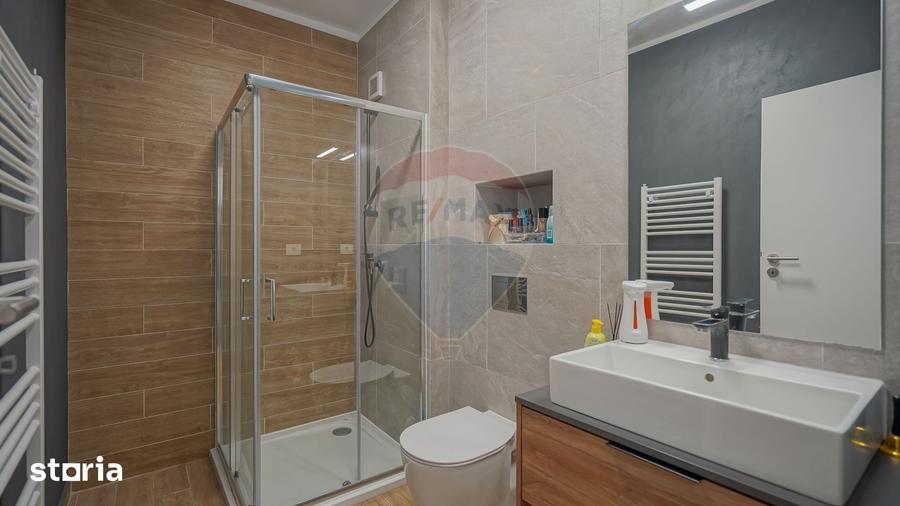 Apartament cu 3 camere, mobilat în Bartolomeu