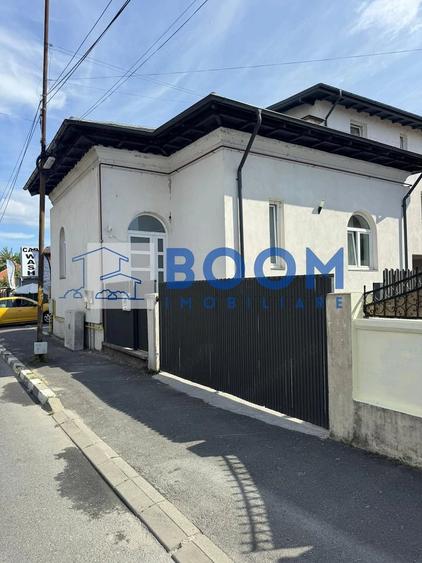 Casă cu 7 camere cu Teren 470 Mp în Căzănești (Râmnicu Vâlcea)
