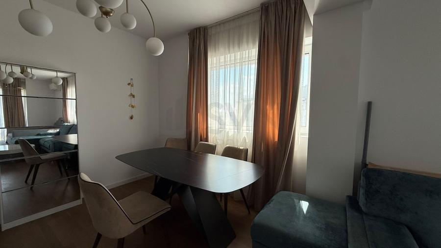 Apartament cu 3 camere decomandat, mobilat în Eminescu