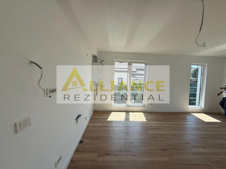 Casă individuală cu 4 camere cu Canalizare în Berceni