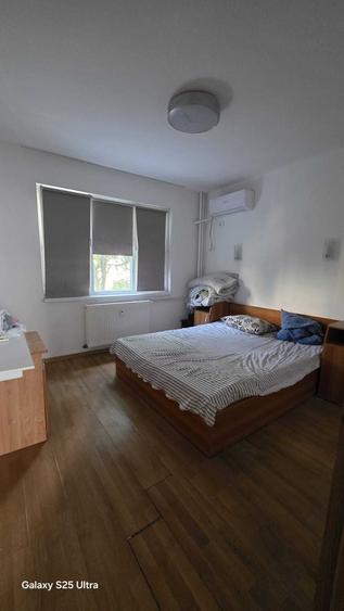 Apartament cu 3 camere decomandat în Titan