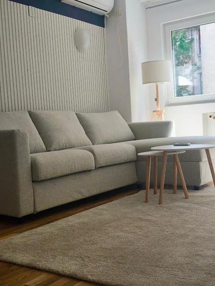 Apartament cu 4 camere decomandat, mobilat în Universitate