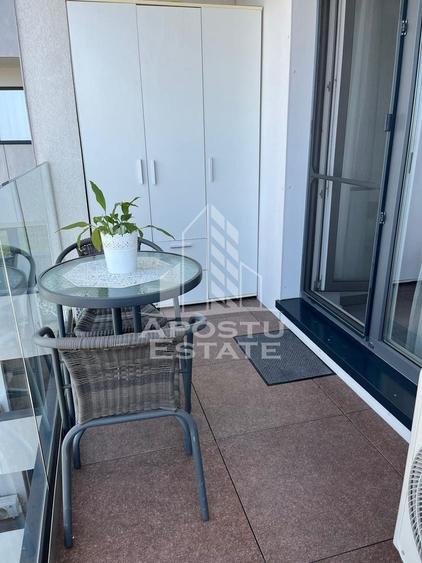 Apartament cu 3 camere decomandat, mobilat în Torontalului