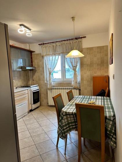 Apartament cu 2 camere decomandat în Dorobanți