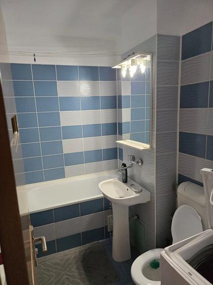 Apartament cu 2 camere decomandat în Corunca