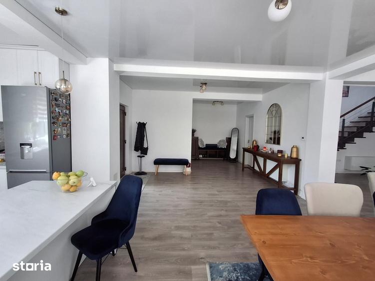 Casă cu 4 camere cu Teren 1007 Mp în Terezian