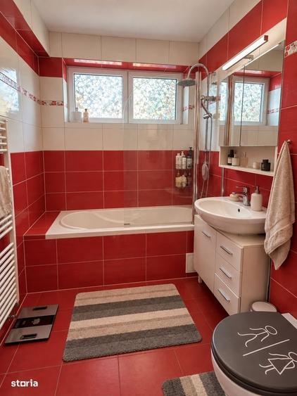 Apartament cu 3 camere decomandat în Avantgarden