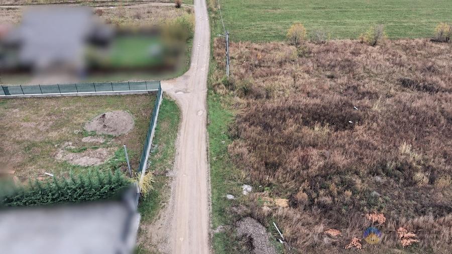 Teren intravilan de 900 mp, în Dumbrava Roșie