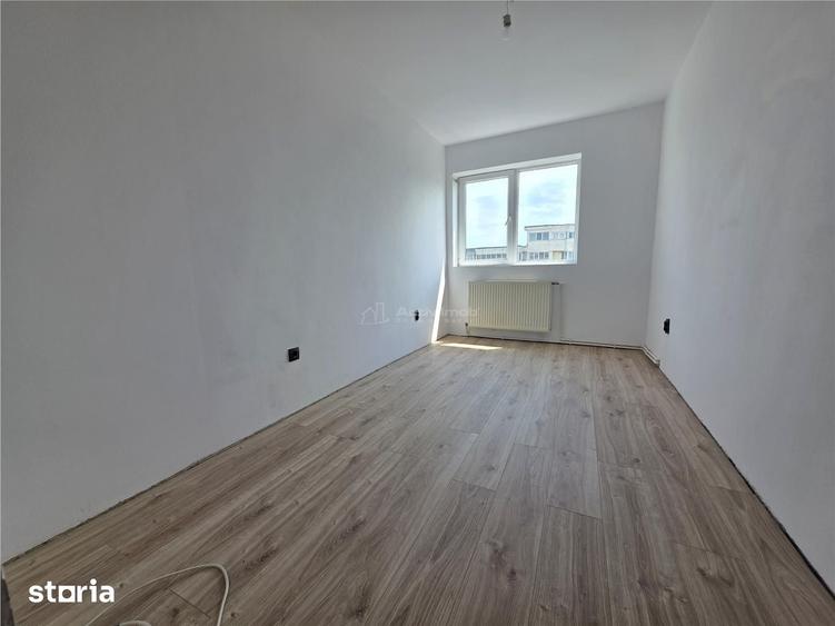 3 camere,61 mp, ET. 4, LOC PARCARE, zona OBOR - 3