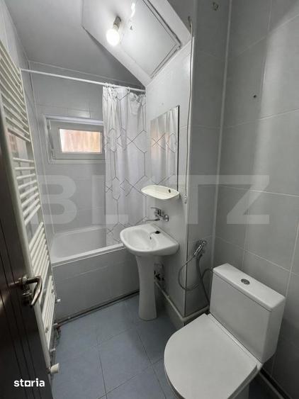 Apartament cu 3 camere semidecomandat, mobilat în Nord