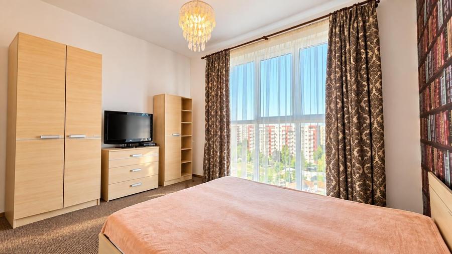 Penthouse cu 2 camere decomandat în Avantgarden