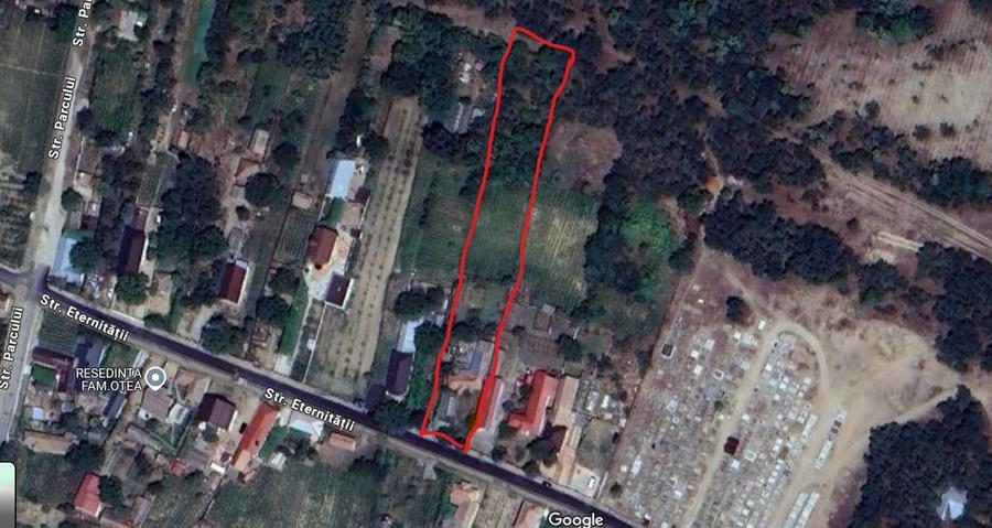 Casă cu 5 camere cu Teren 3937 Mp în Central