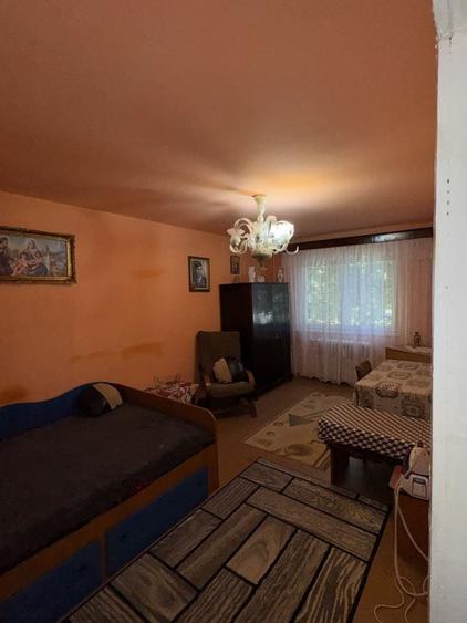 Apartament cu 3 camere în Rahova