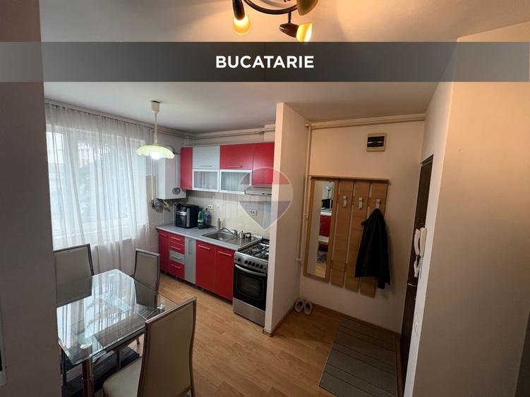 Apartament cu 2 camere semidecomandat, mobilat în Orașul Vechi