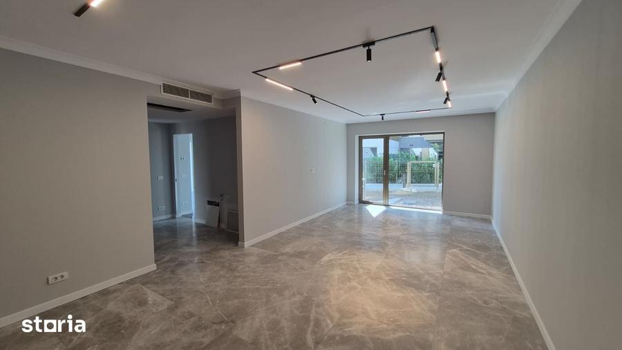 Apartament cu 3 camere în Băneasa