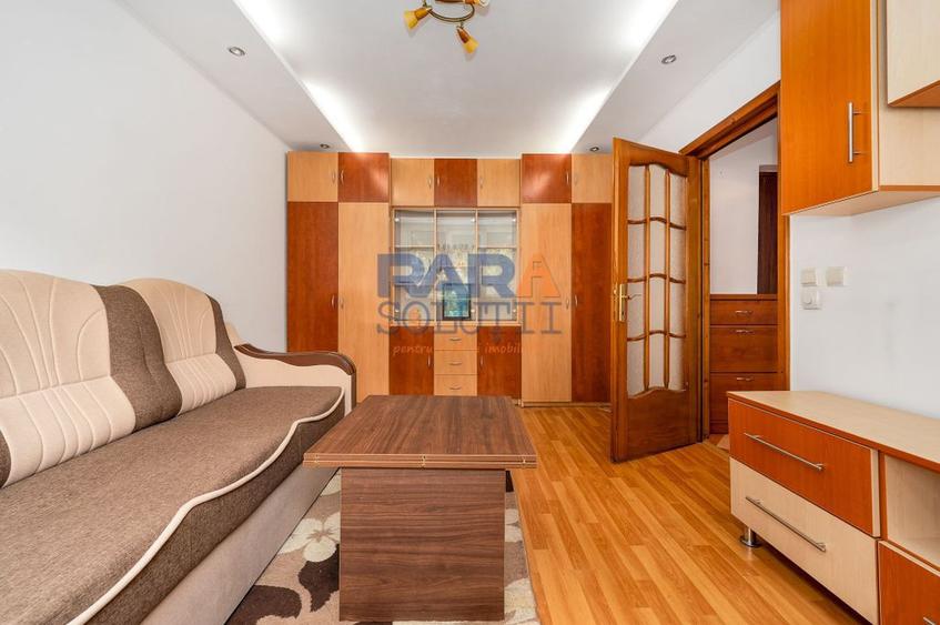 Apartament cu 2 camere decomandat, mobilat în Vest