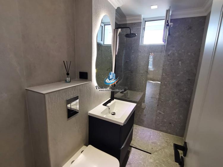 Apartament cu 3 camere decomandat în Precista