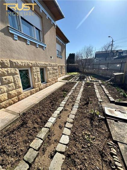 Casă cu 2 camere cu Teren 1040 Mp în Grigorescu