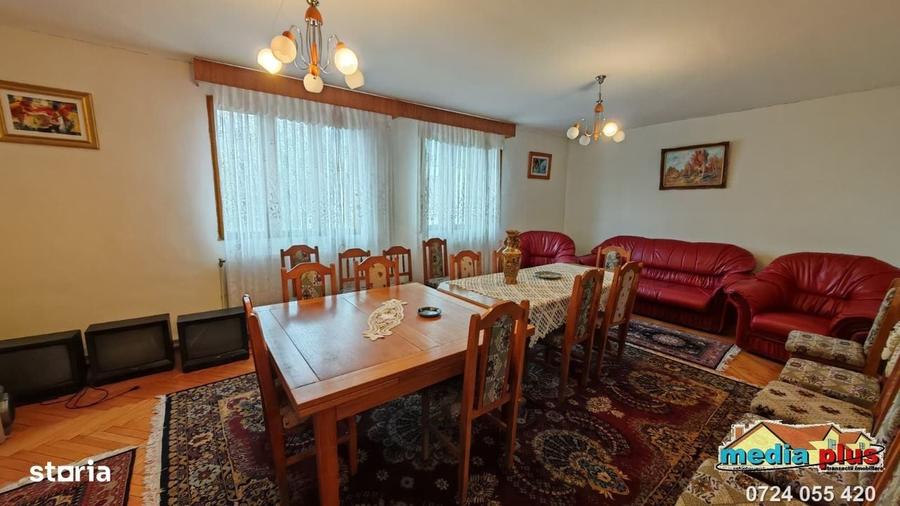 Casă cu 4 camere în Foltești