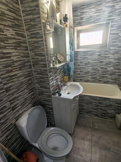 Apartament cu 2 camere decomandat în Comuna din Paris