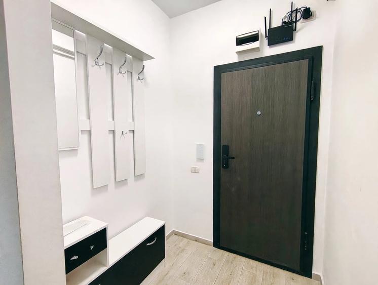 Apartament cu 2 camere decomandat, mobilat în Mamaia