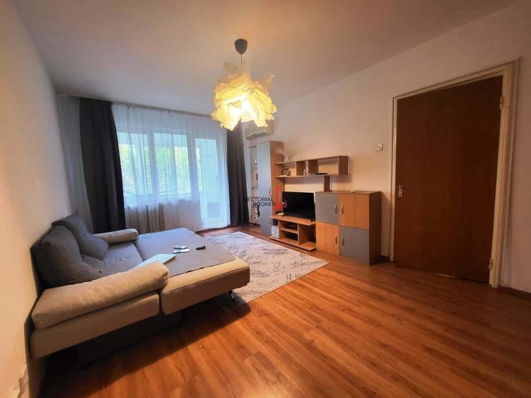 Apartament cu 2 camere decomandat în Sălăjan