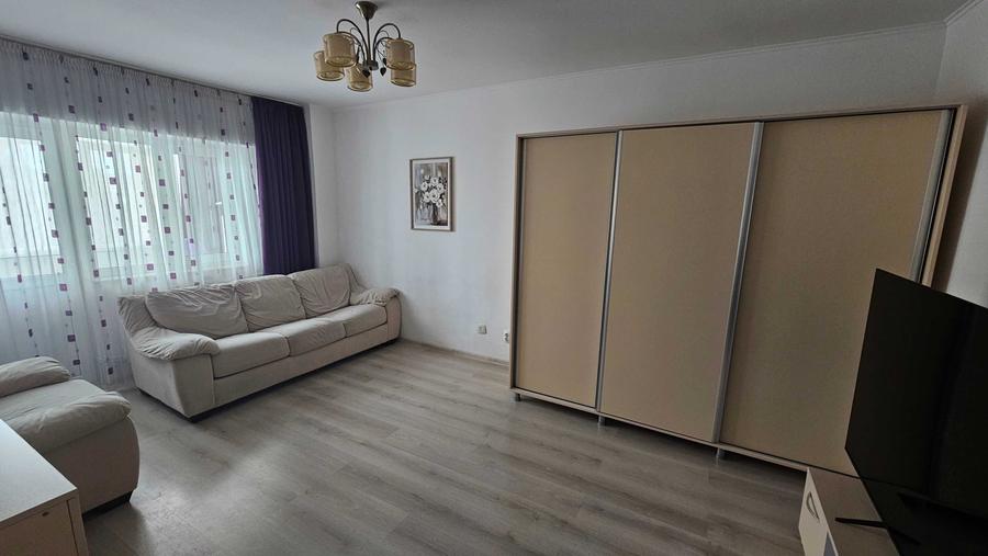 Apartament cu 2 camere decomandat în Eremia