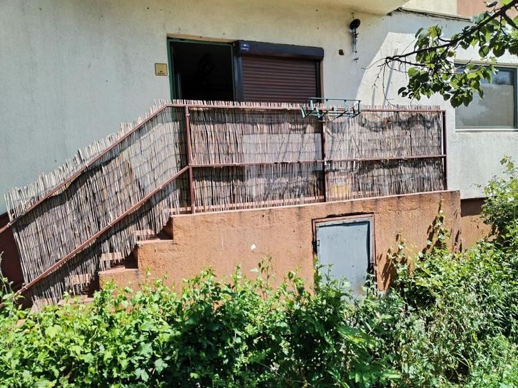 Apartament cu 2 camere semidecomandat în Brazda lui Novac