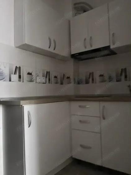 Garsonieră decomandată în Brâncoveanu