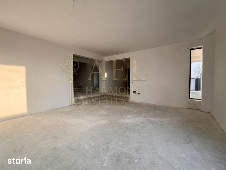Casă cu 7 camere cu Teren 550 Mp în Dârvari