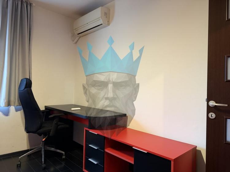 Apartament cu 3 camere decomandat, mobilat în Sebastian