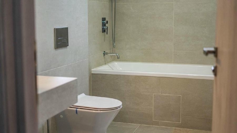 Apartament cu 3 camere decomandat în Nord