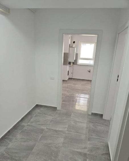 Apartament cu 2 camere decomandat în Tomis Plus